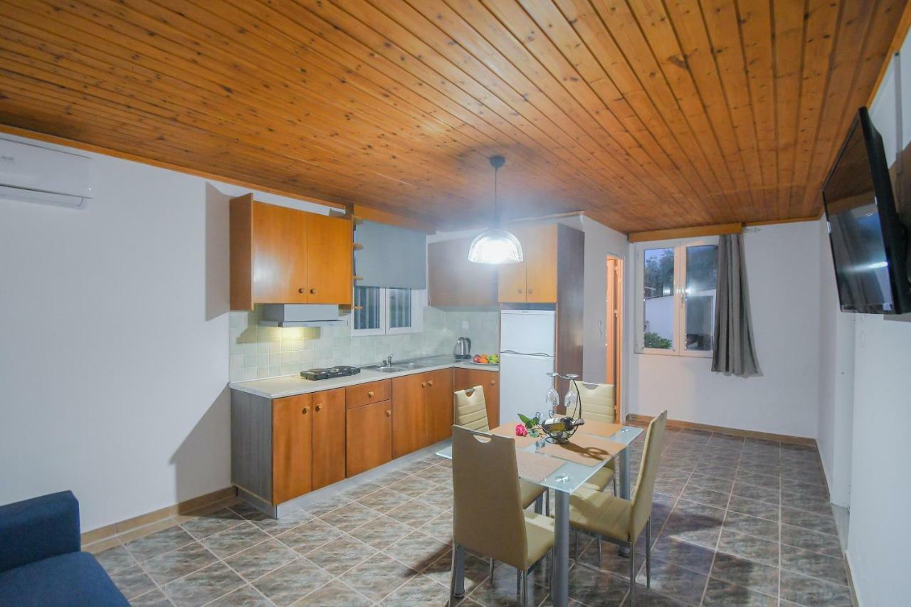 Вілла The Olive Garden House Харакі Екстер'єр фото